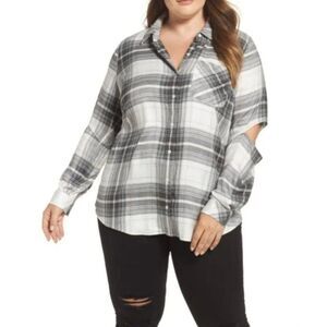 Two by Vince Camuto Plus 1X Flannel Plaid Button Down Shirt Cutout Sleeve NWT